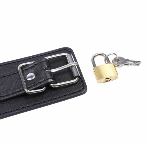 Ohmama Fetish - Regulowane mankiety na nadgarstki z metalowym O-ringiem OHMAMA