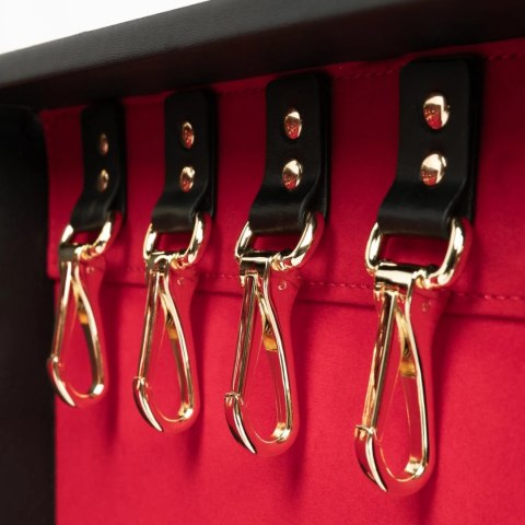 Bedroom Fantasies Zestaw Bondage 13 elementow skora naturalna walizka Bedroom Fantasies