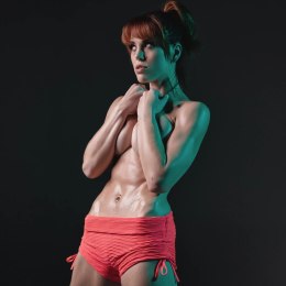 Kiiroo Molly Stewart Black - anatomiczna maszyna intymna kompatybilna z Keon