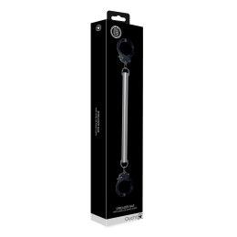 Ouch! by Shots drążek rozporowy z regulowanymi mankietami, uniwersalny