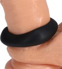 Doc Johnson Master - wytrzymały pierścień anatomiczny, czarny