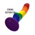 Mythology Colby Pride M - silikonowy model anatomiczny z przyssawką, tęczowy